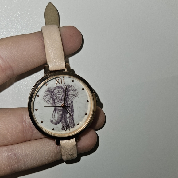 Watch and bracelet set - Picture 2 of 3